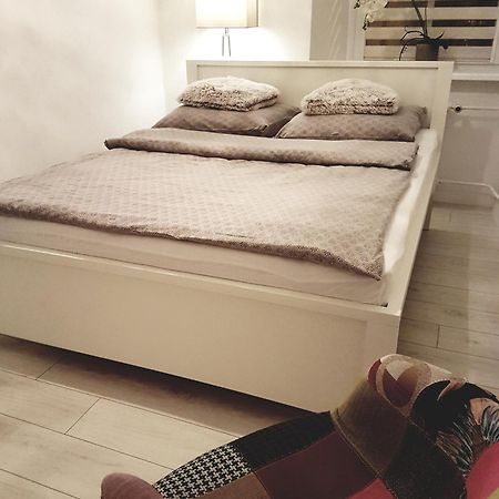 Boleslaviaapartments - Apartament Antonella Boleslawiec  Dış mekan fotoğraf