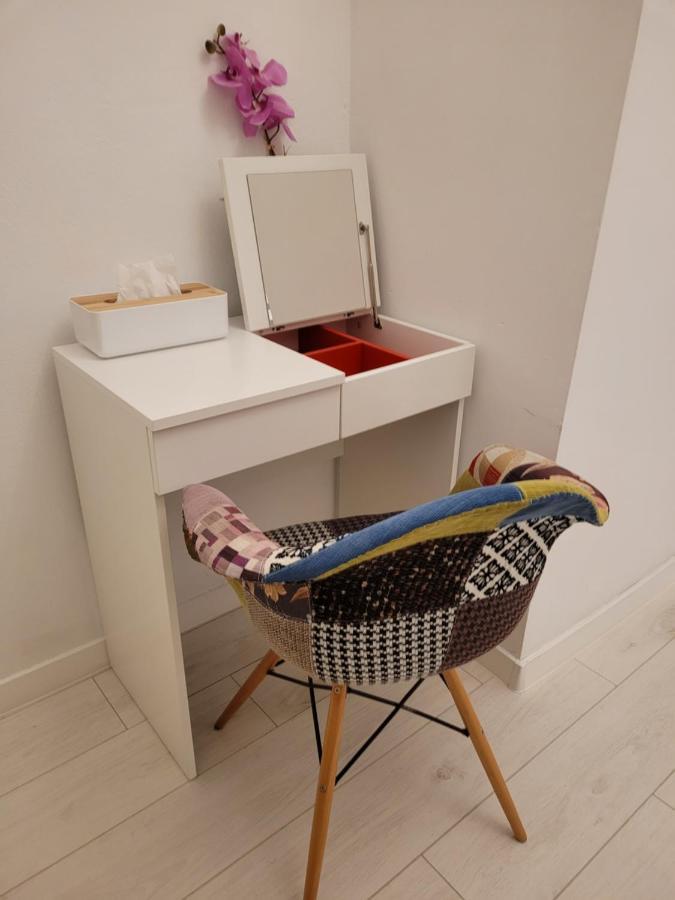 Boleslaviaapartments - Apartament Antonella Boleslawiec  Dış mekan fotoğraf
