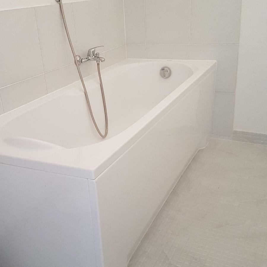 Boleslaviaapartments - Apartament Antonella Boleslawiec  Dış mekan fotoğraf